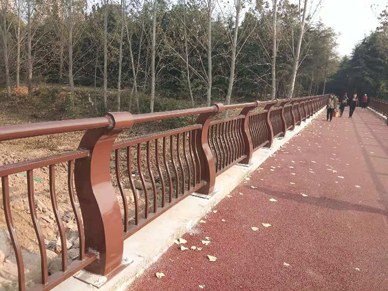 橋梁護(hù)欄